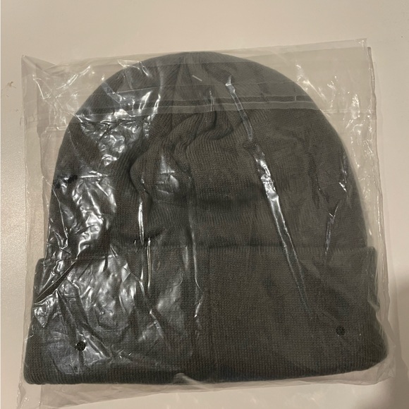 Copy Arcteryx bird word toque - Picture 2 of 2